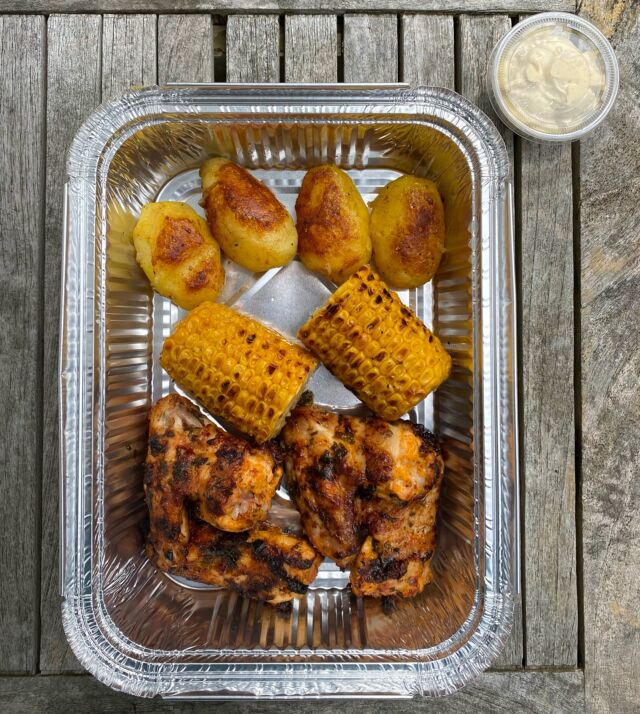 Ailes de poulet piri-piri, pommes de terres rôties, mais grillé #chickenwings #homemadefood #waterloo