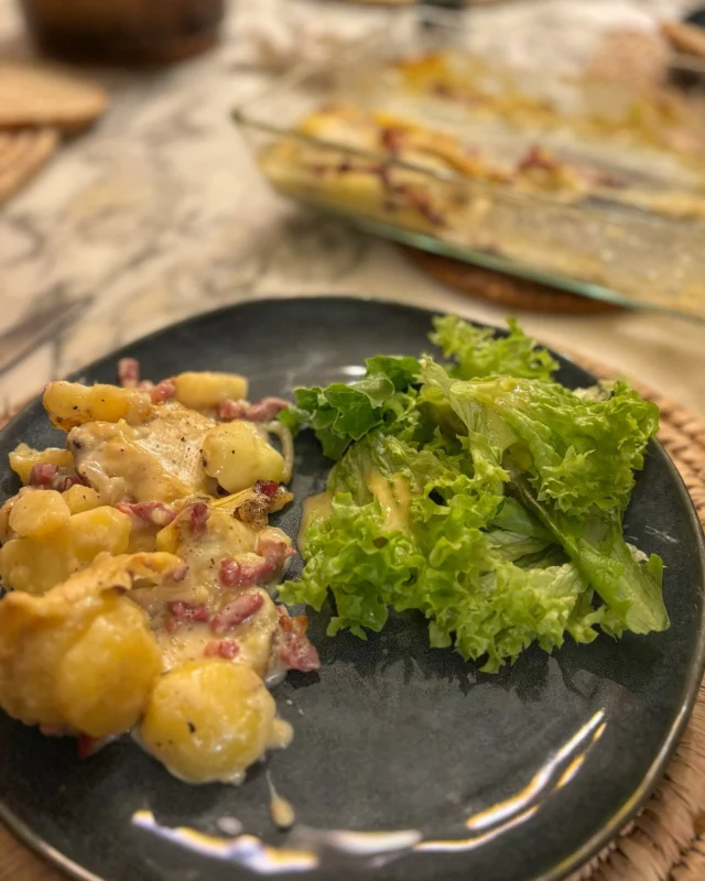 Tartiflette, salade #tartiflette #homemadefood #waterloo